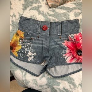Inknburn flower denim shorts size 2